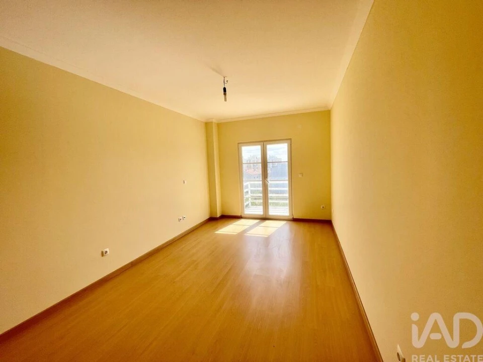 Apartamento T2 para Venda em Peniche Foto 10