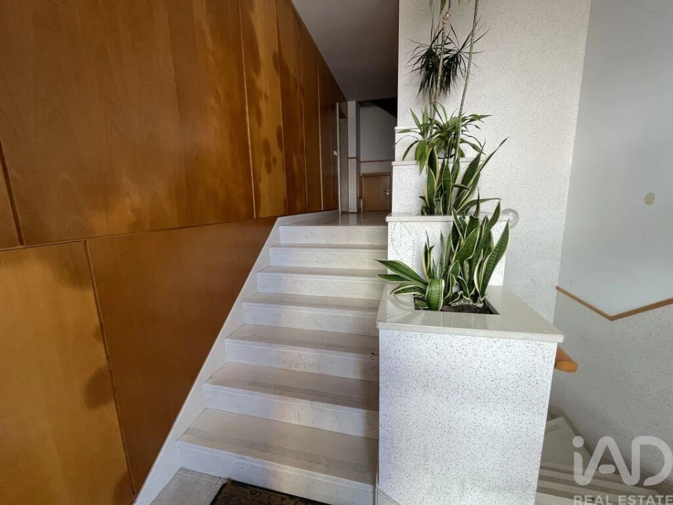 Apartamento T2 para Venda em Peniche Foto 3