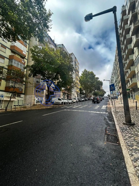 Apartamento T3 para Venda em São Domingos de Benfica