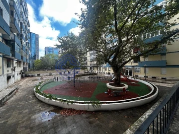 Apartamento T3 para Venda em São Domingos de Benfica