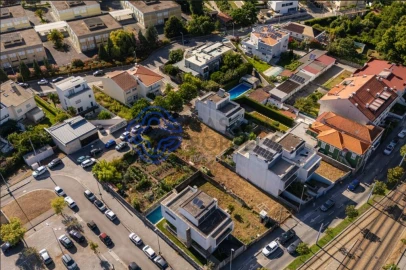 Terreno para Venda em São Mamede de Infesta e Senhora da Hora