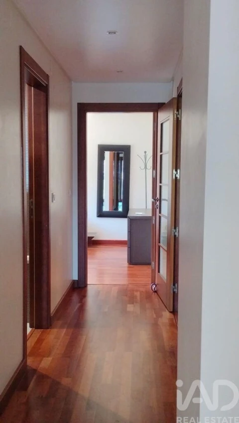Apartamento T3 para Arrendamento em Sacavém e Prior Velho