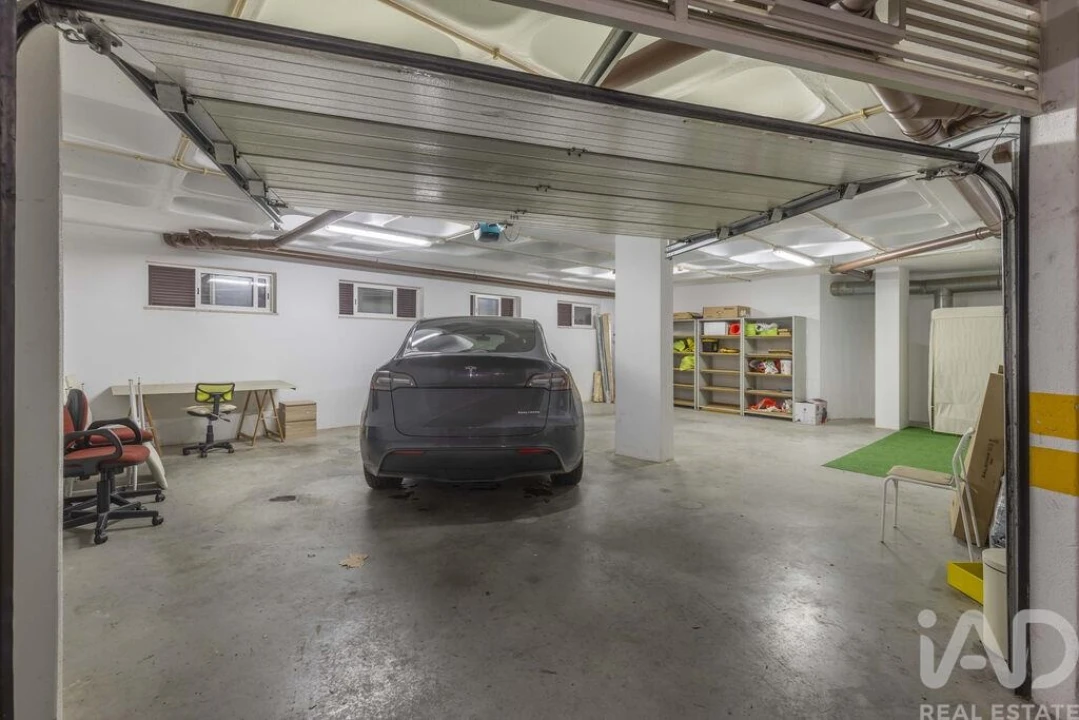Apartamento T3 para Arrendamento em Sacavém e Prior Velho Foto 18