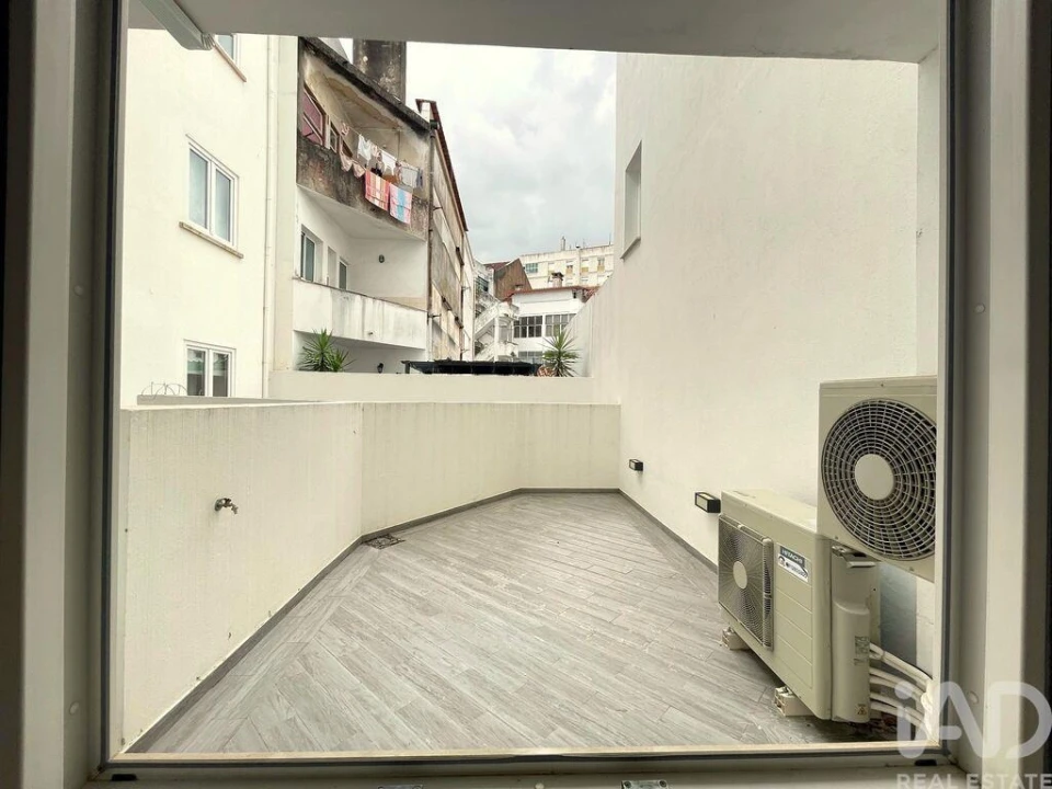 Apartamento T3 para Arrendamento em São Pedro de Tomar Foto 24