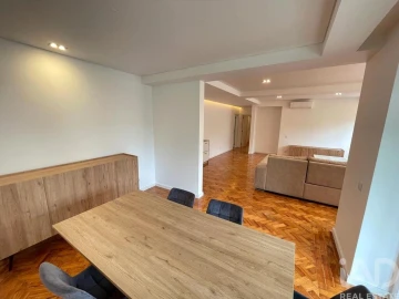 Apartamento T3 para Arrendamento em São Pedro de Tomar