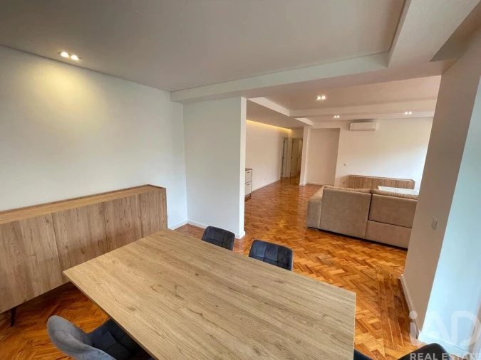 Apartamento T3 para Arrendamento em São Pedro de Tomar Foto 15
