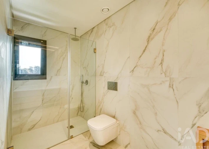 Apartamento T1 para Arrendamento em Paranhos Foto 7