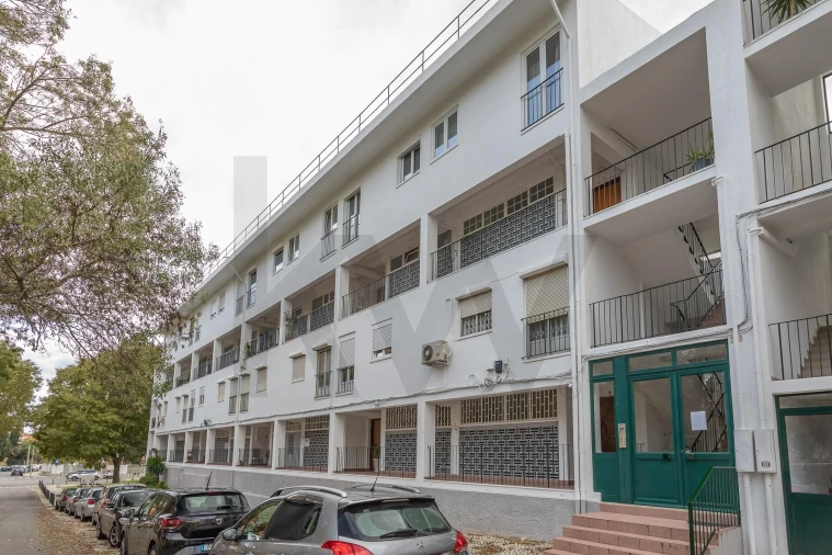 Apartamento T2 para Venda em Olivais Foto 58