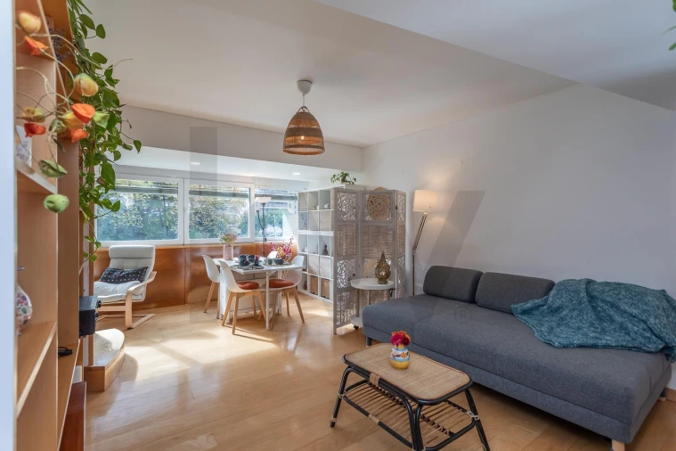 Apartamento T2 para Venda em Olivais Foto 6