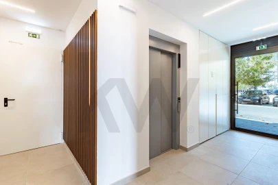 Apartamento T3 para Venda em Requeixo, Nossa Senhora de Fátima e Nariz