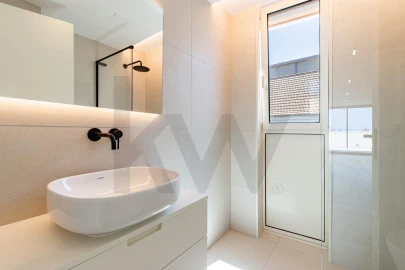 Apartamento T3 para Venda em Requeixo, Nossa Senhora de Fátima e Nariz
