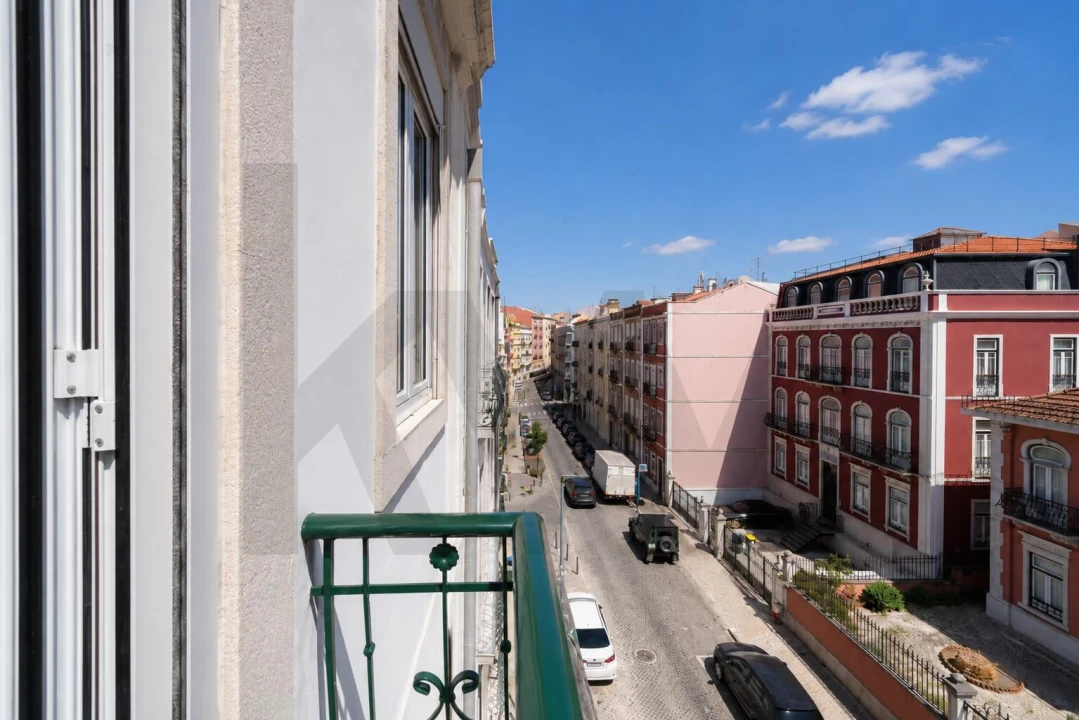 Apartamento T3 para Arrendamento em Penha de França Foto 6