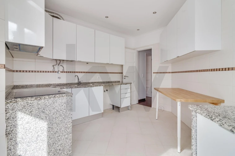 Apartamento T3 para Venda em São Domingos de Benfica Foto 10