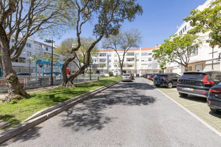 Apartamento T3 para Venda em São Domingos de Benfica Foto 27