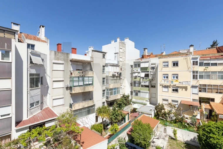 Apartamento T3 para Venda em São Domingos de Benfica Foto 21