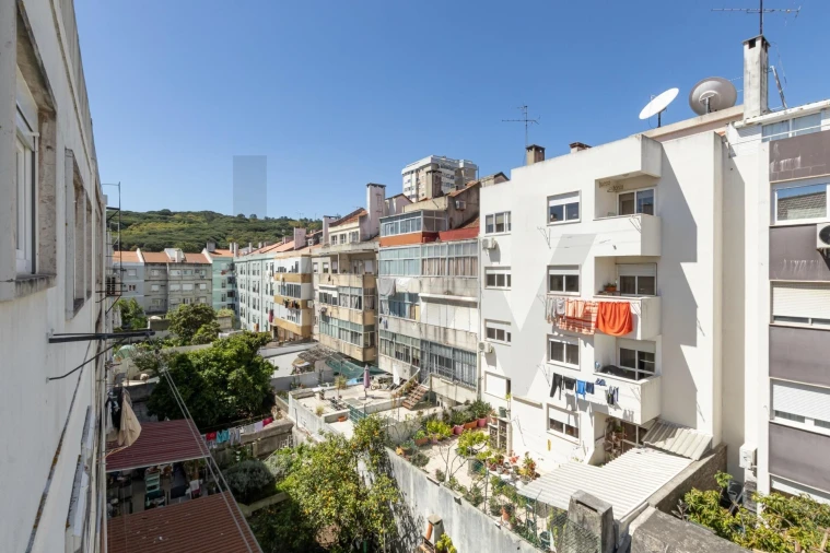 Apartamento T3 para Venda em São Domingos de Benfica Foto 20