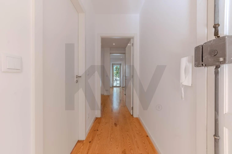 Apartamento T2 para Venda em São Vicente Foto 12