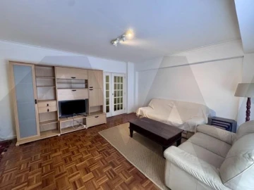 Apartamento T3 para Arrendamento em Lumiar