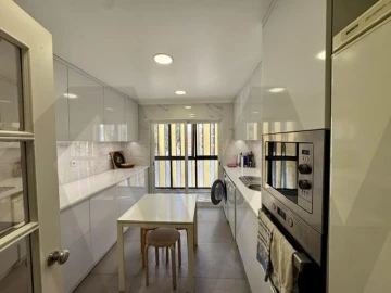 Apartamento T3 para Arrendamento em Lumiar