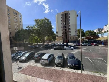 Apartamento T3 para Arrendamento em Lumiar