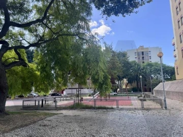 Apartamento T3 para Arrendamento em Lumiar