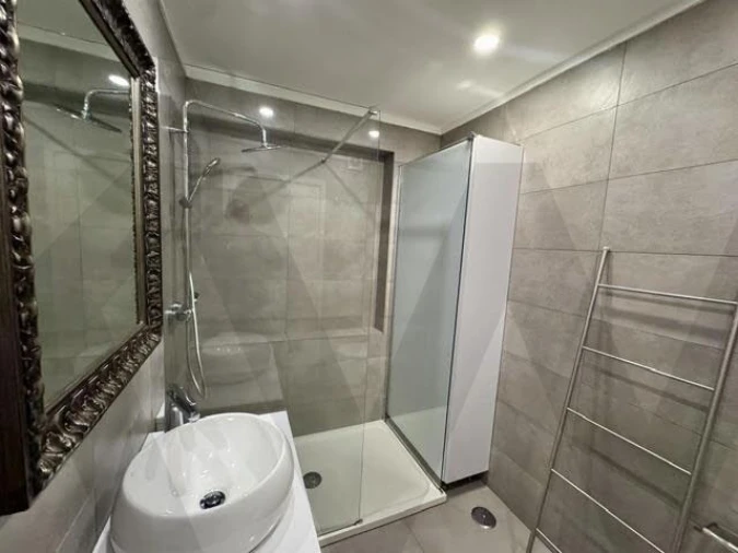 Apartamento T3 para Arrendamento em Lumiar Foto 21
