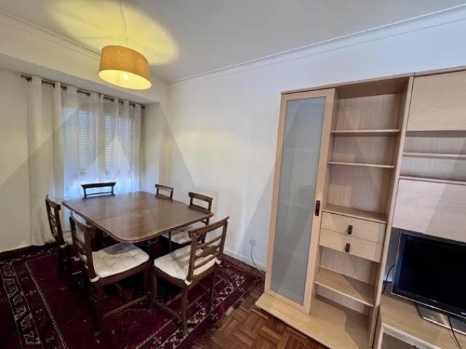 Apartamento T3 para Arrendamento em Lumiar Foto 15