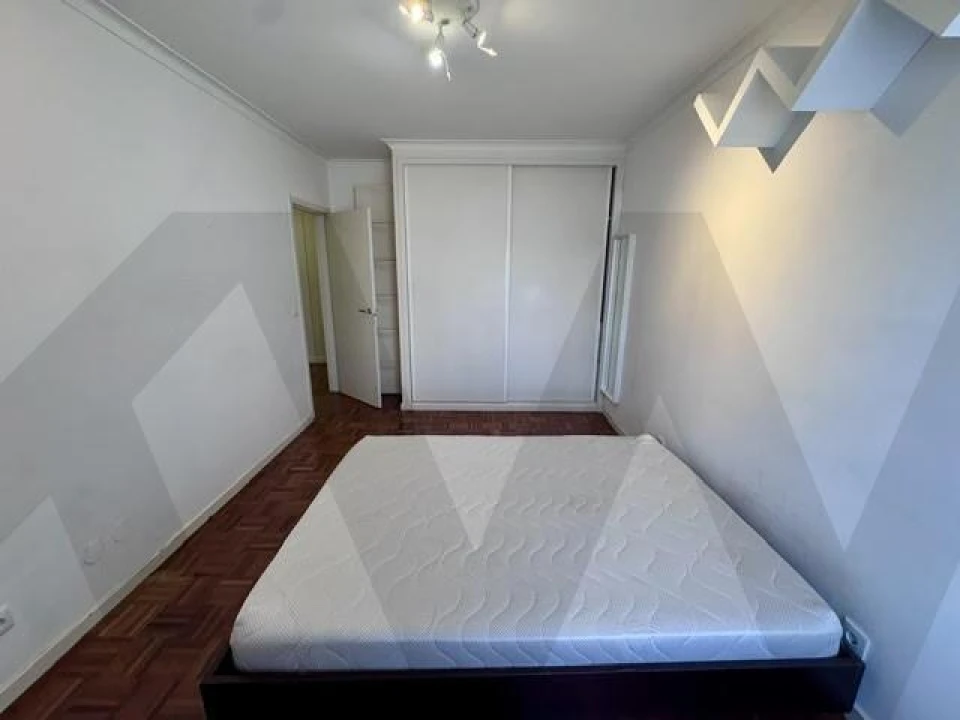 Apartamento T3 para Arrendamento em Lumiar Foto 29