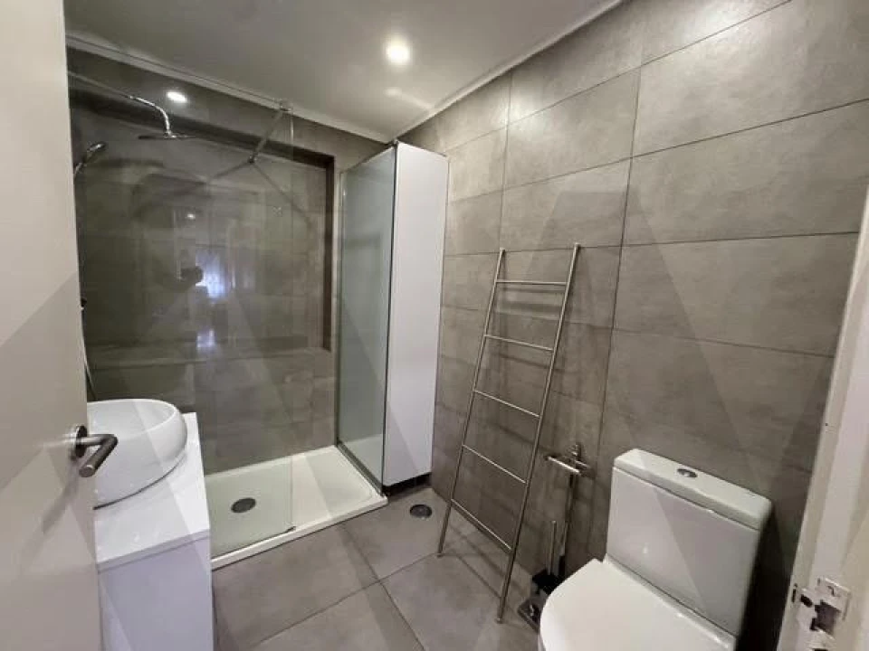 Apartamento T3 para Arrendamento em Lumiar Foto 19