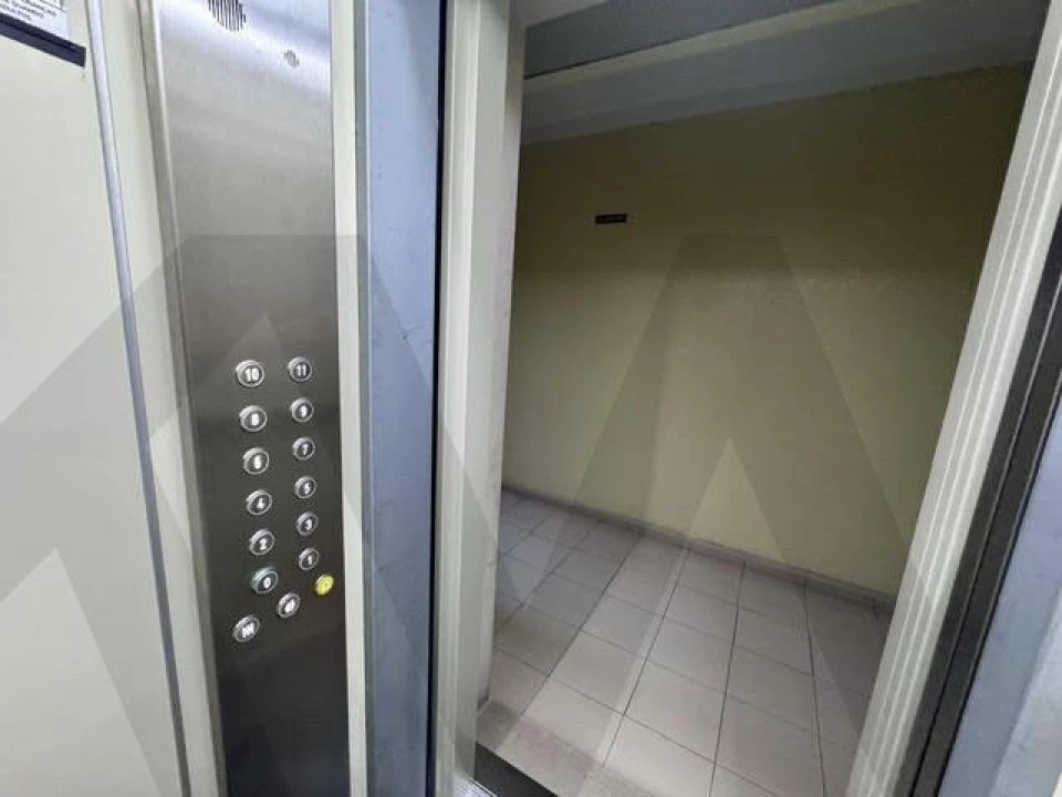 Apartamento T3 para Arrendamento em Lumiar Foto 9