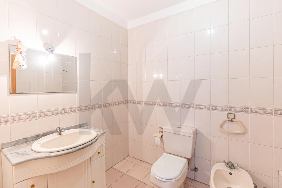 Apartamento T2 para Venda em Mafamude e Vilar do Paraíso Foto 11