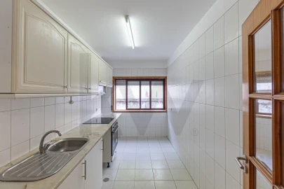 Apartamento T2 para Venda em Mafamude e Vilar do Paraíso