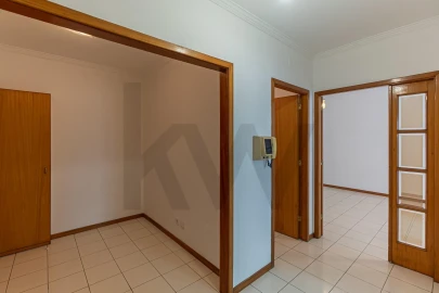 Apartamento T2 para Venda em Mafamude e Vilar do Paraíso