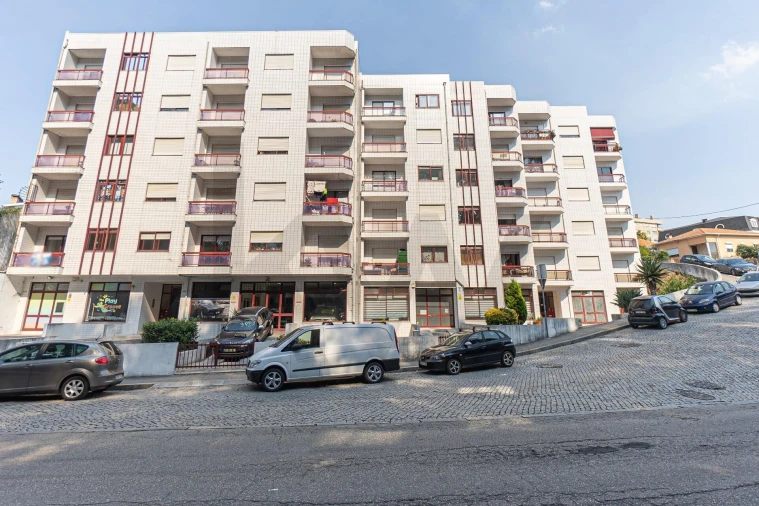 Apartamento T2 para Venda em Mafamude e Vilar do Paraíso Foto 18