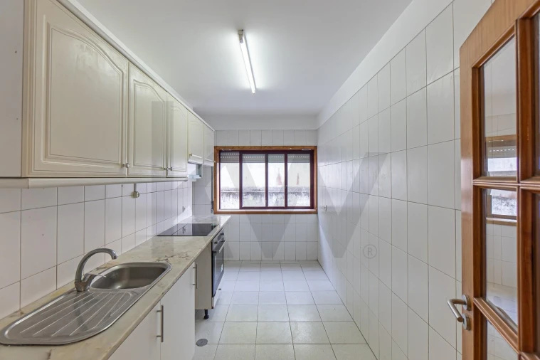Apartamento T2 para Venda em Mafamude e Vilar do Paraíso Foto 6