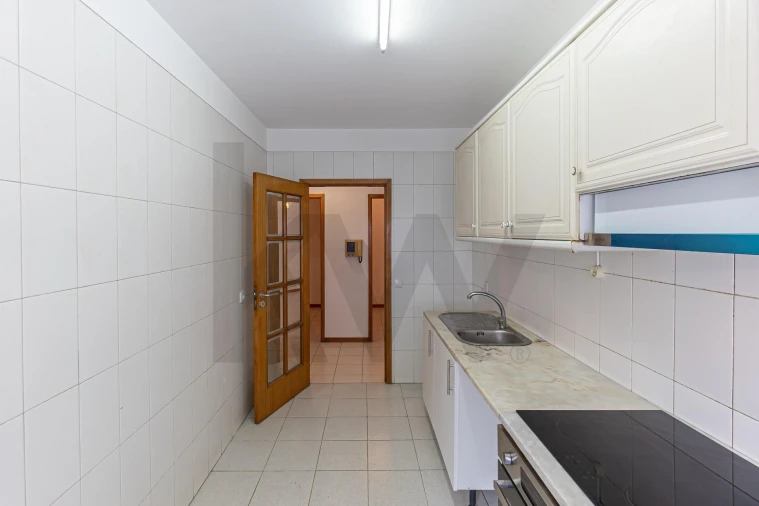 Apartamento T2 para Venda em Mafamude e Vilar do Paraíso Foto 7