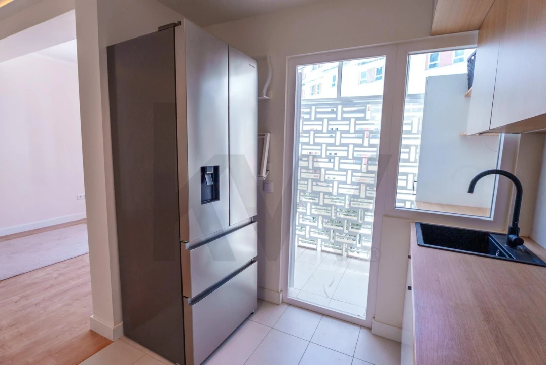 Apartamento T2 para Arrendamento em Campolide Foto 58