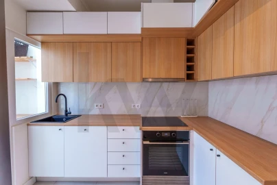 Apartamento T2 para Arrendamento em Campolide