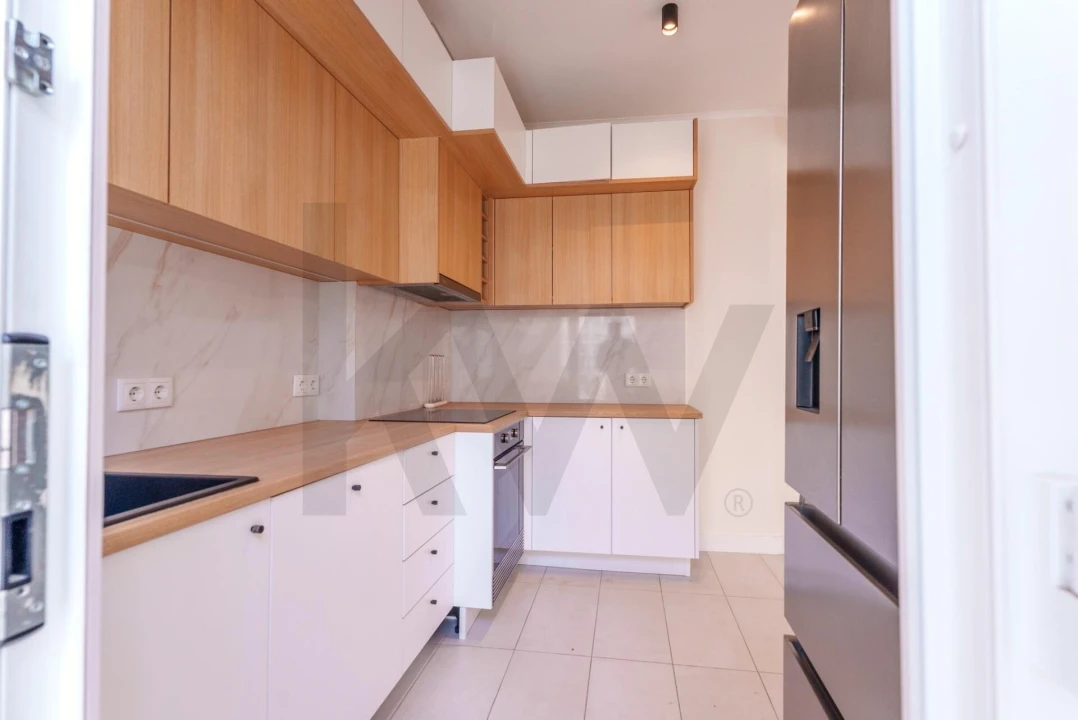 Apartamento T2 para Arrendamento em Campolide Foto 65