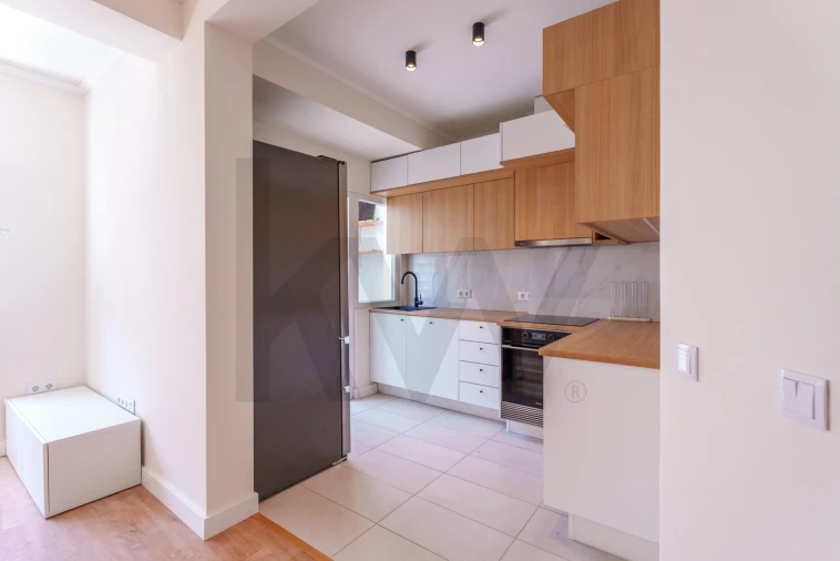 Apartamento T2 para Arrendamento em Campolide Foto 67