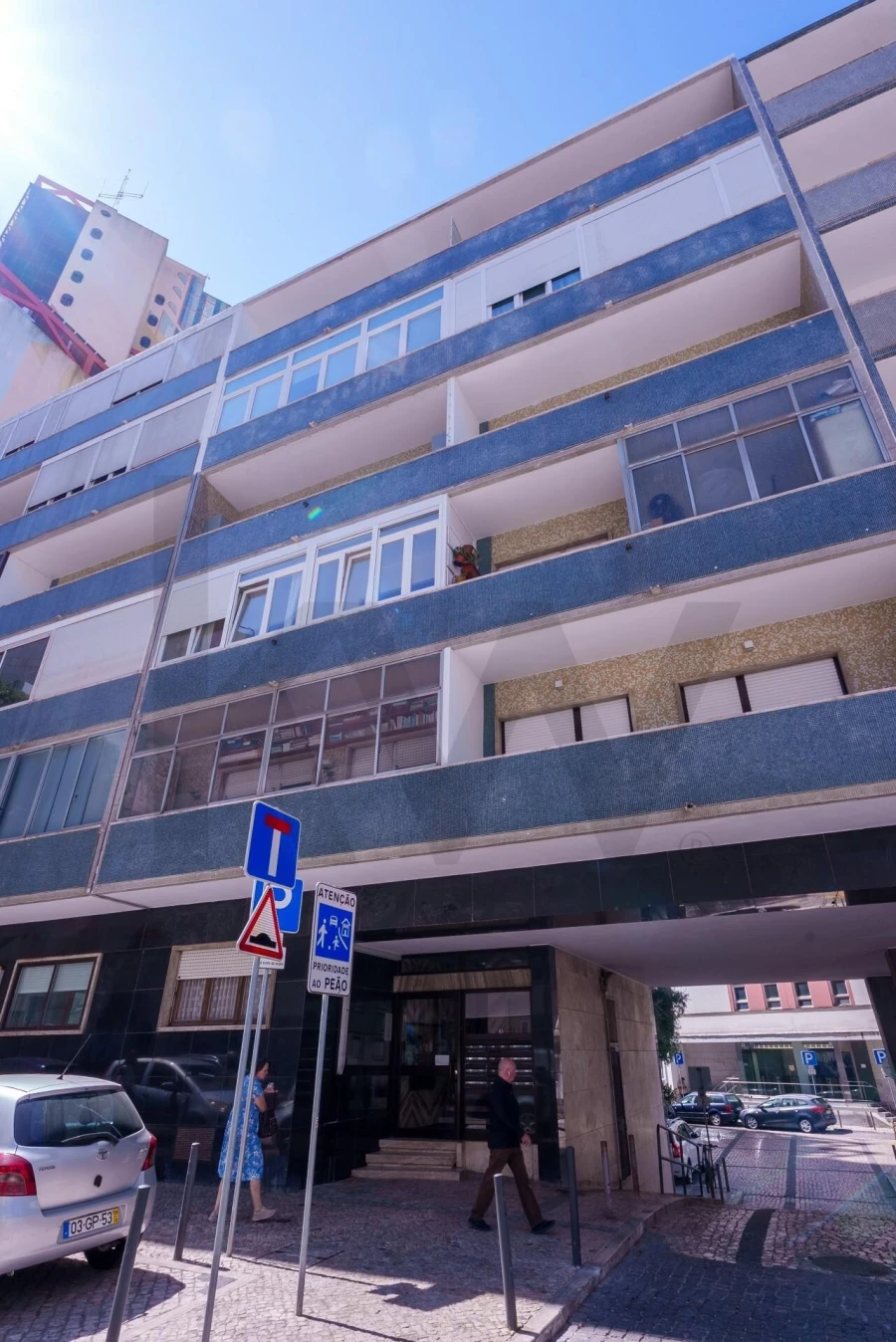 Apartamento T2 para Arrendamento em Campolide Foto 78