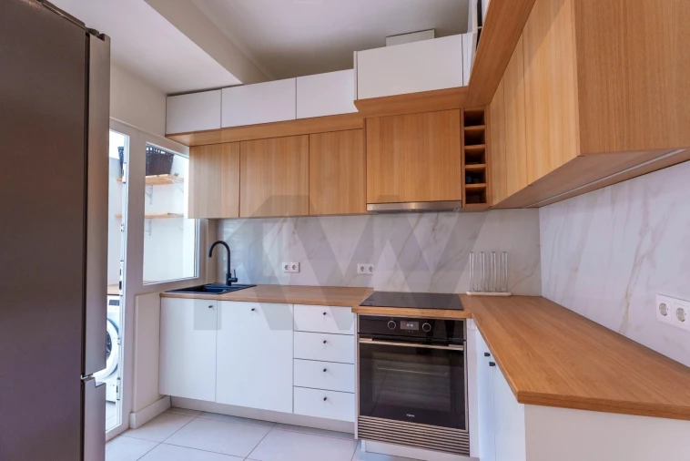 Apartamento T2 para Arrendamento em Campolide Foto 56