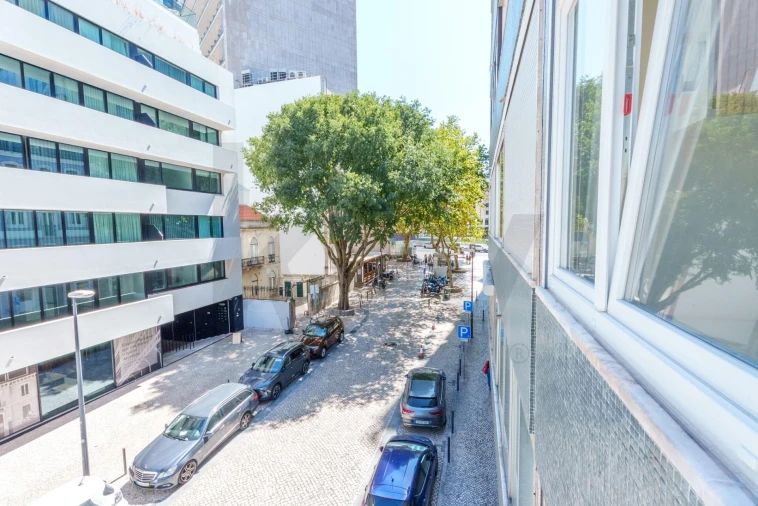 Apartamento T2 para Arrendamento em Campolide Foto 20