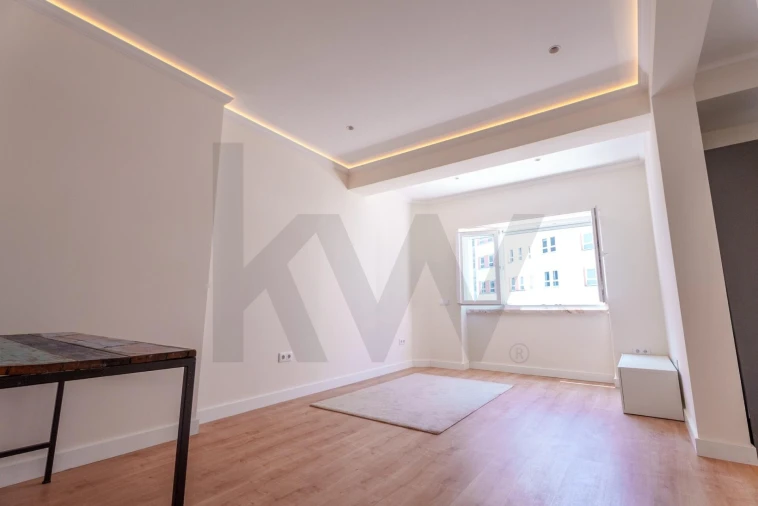 Apartamento T2 para Arrendamento em Campolide Foto 69