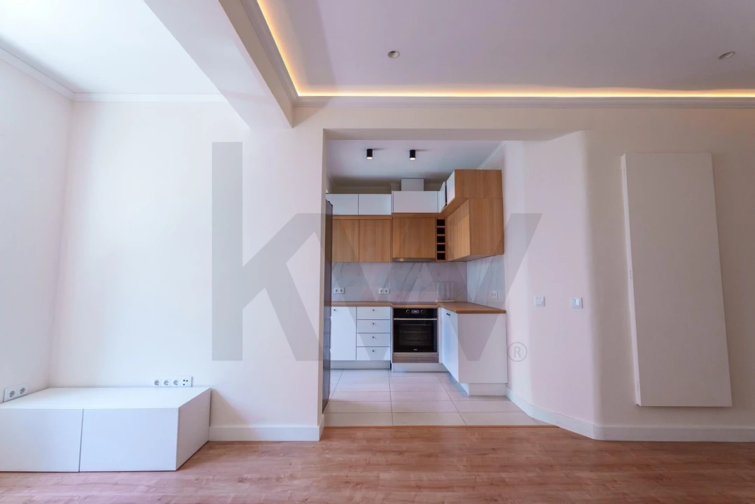 Apartamento T2 para Arrendamento em Campolide Foto 46