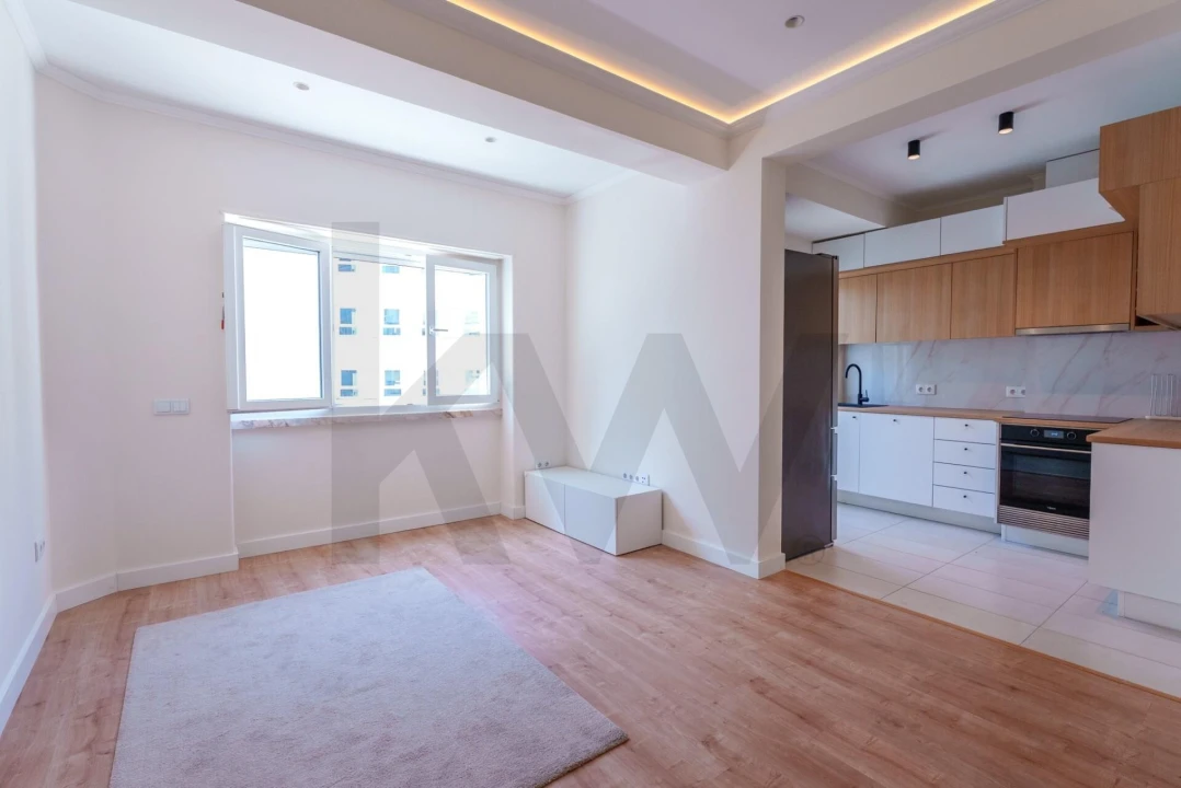 Apartamento T2 para Arrendamento em Campolide Foto 53