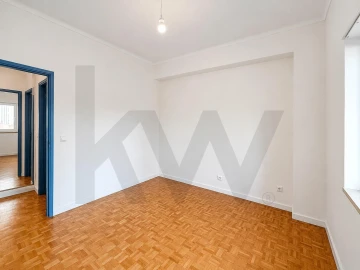 Apartamento T1 para Arrendamento em Avenidas Novas