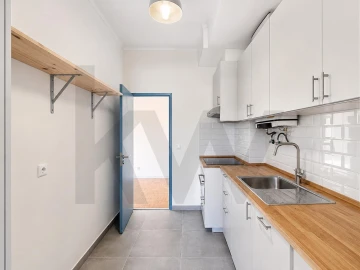 Apartamento T1 para Arrendamento em Avenidas Novas