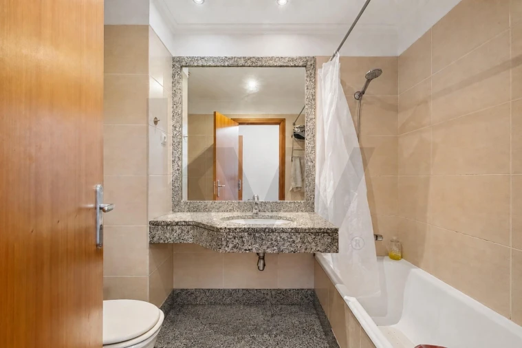 Apartamento T3 para Venda em São Martinho Foto 12