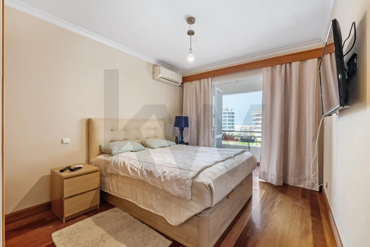 Apartamento T3 para Venda em São Martinho Foto 9